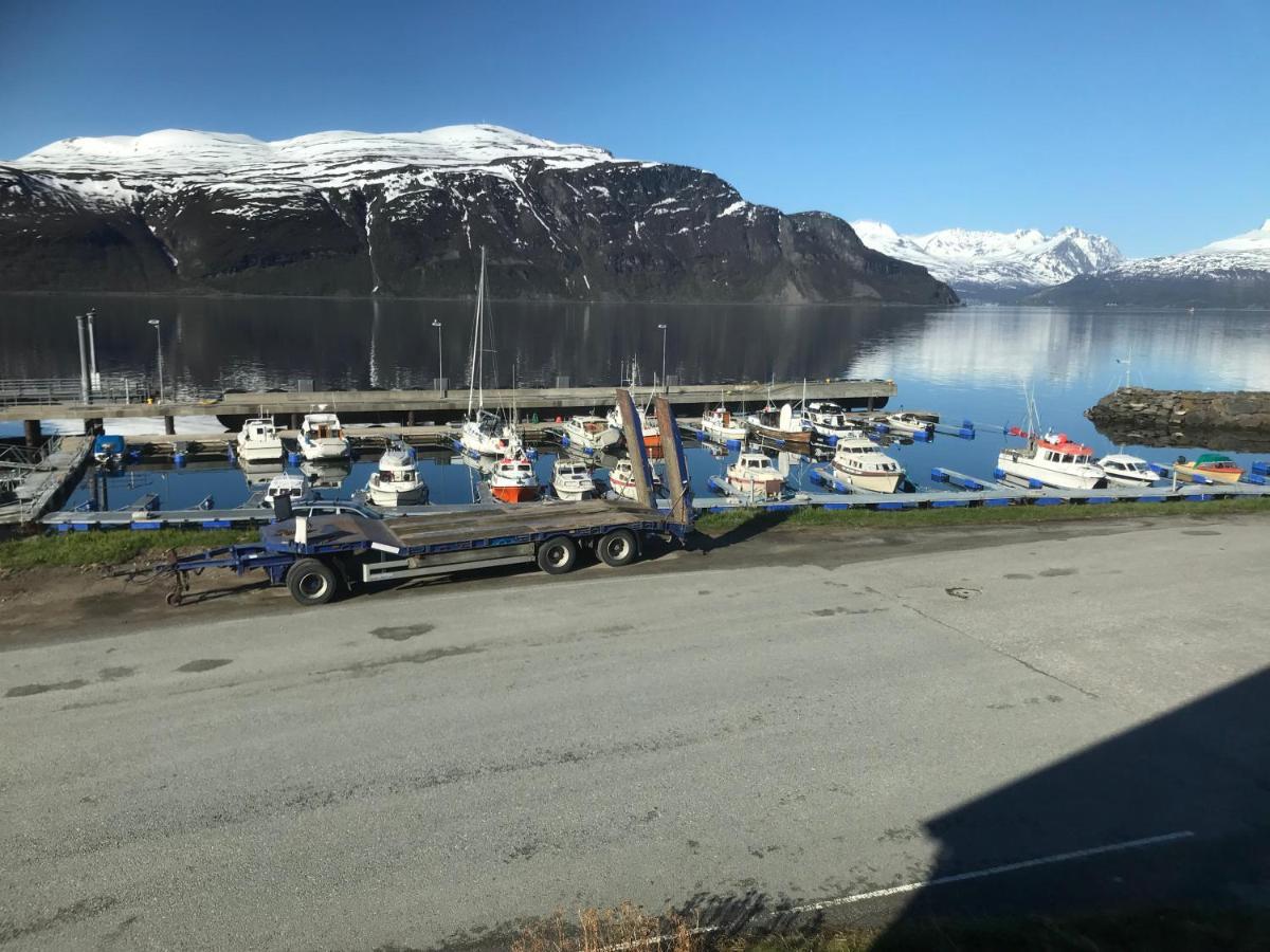 Lyngenfjord Gammelhotell Olderdalen Exterior photo